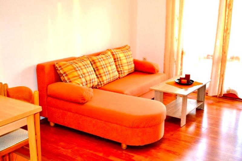 Apartments Belic With Pool Jelsa  Esterno foto